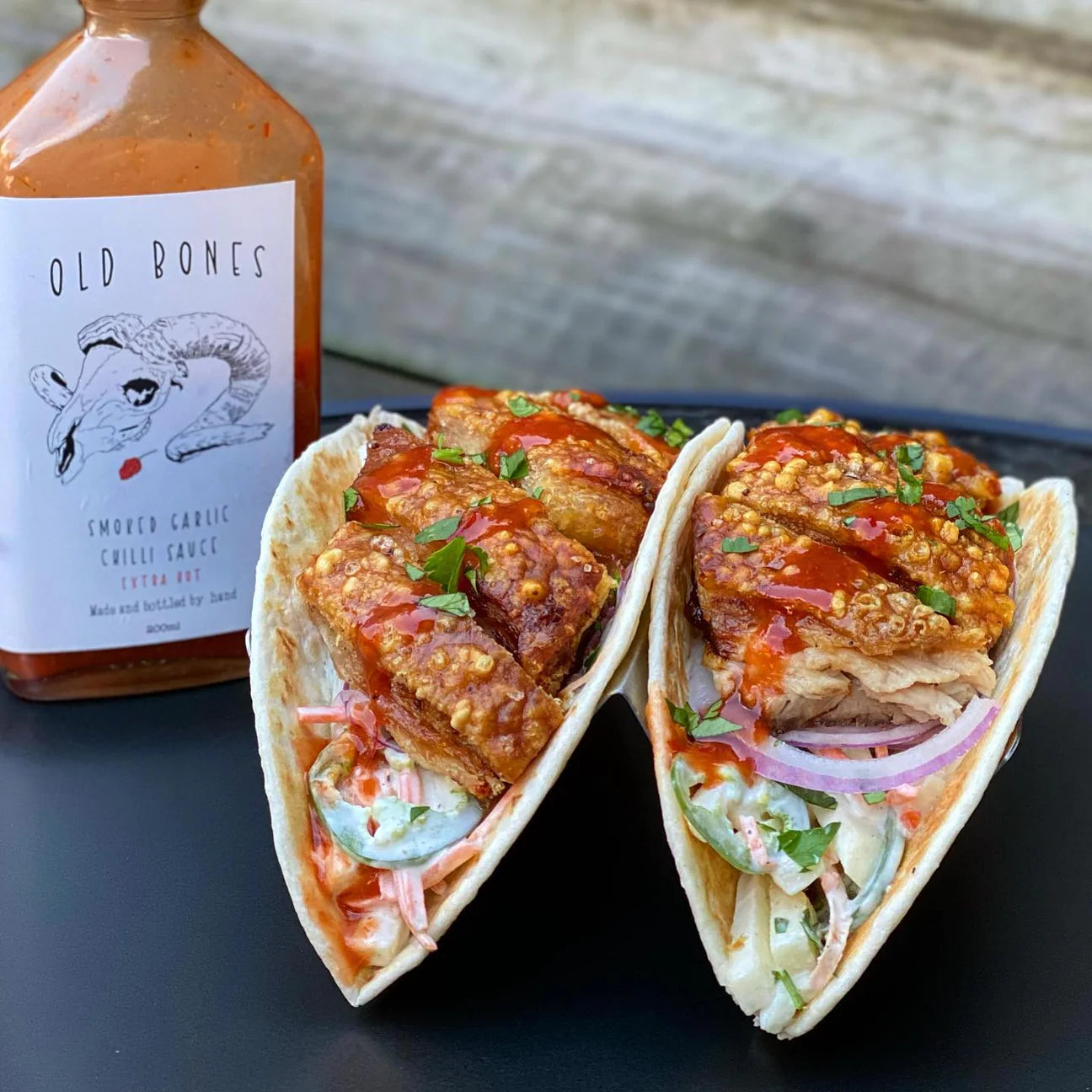 Old Bones Smoked Garlic Chilli EX HOT Sauce - 200ml - - Mansfield Hunting & Fishing - Products to prepare for Corona Virus