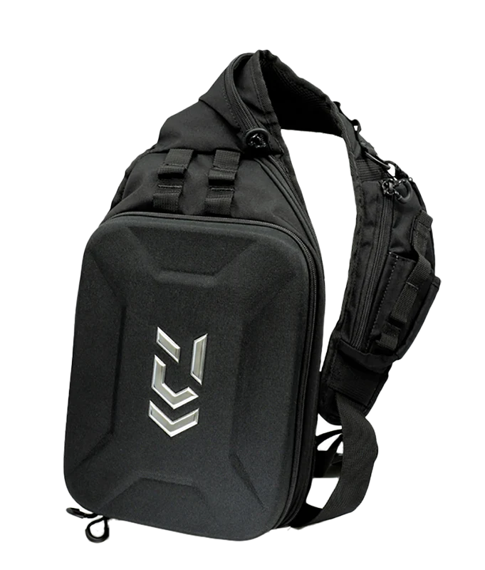 Daiwa Sling Tackle Bag - BLACK - Mansfield Hunting & Fishing - Products to prepare for Corona Virus