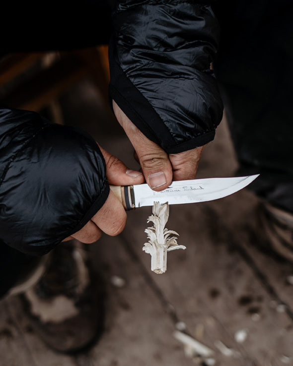 Marttiini 11cm Stainless Steel Suomi Knife (Waxed Curly Birch & Bronze Ferrules With Black Leather Sheath) - - Mansfield Hunting & Fishing - Products to prepare for Corona Virus