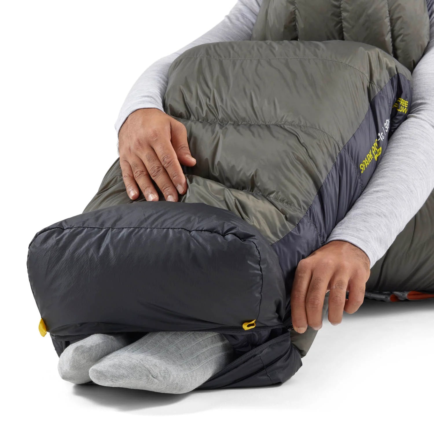 Sea To Summit Spark Pro Down Sleeping Bag - - Mansfield Hunting & Fishing - Products to prepare for Corona Virus