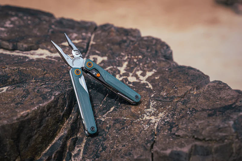 Leatherman Wave Alpha Multi Tool w' Magna Cut Steel - - Mansfield Hunting & Fishing - Products to prepare for Corona Virus