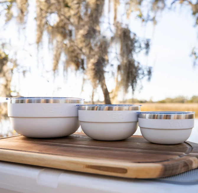 Yeti Rambler Insulated Bowls - Various Sizes - 1 QT / NAVY - Mansfield Hunting & Fishing - Products to prepare for Corona Virus