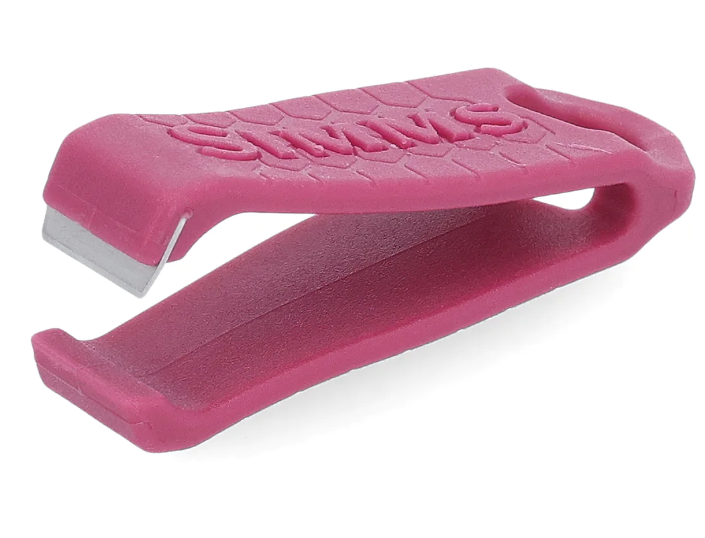 Simms Freestone Nipper - FUSCHIA - Mansfield Hunting & Fishing - Products to prepare for Corona Virus