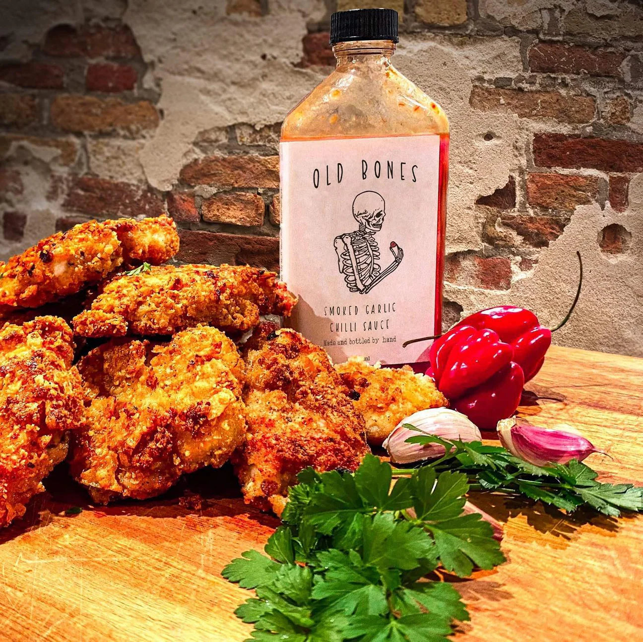 Old Bones Smoked Garlic Chilli Sauce - 200ml - - Mansfield Hunting & Fishing - Products to prepare for Corona Virus