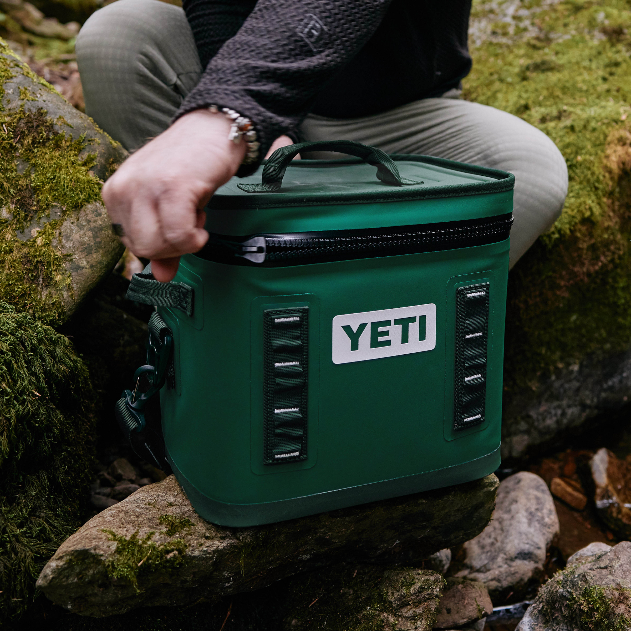 Yeti Hopper Flip 12