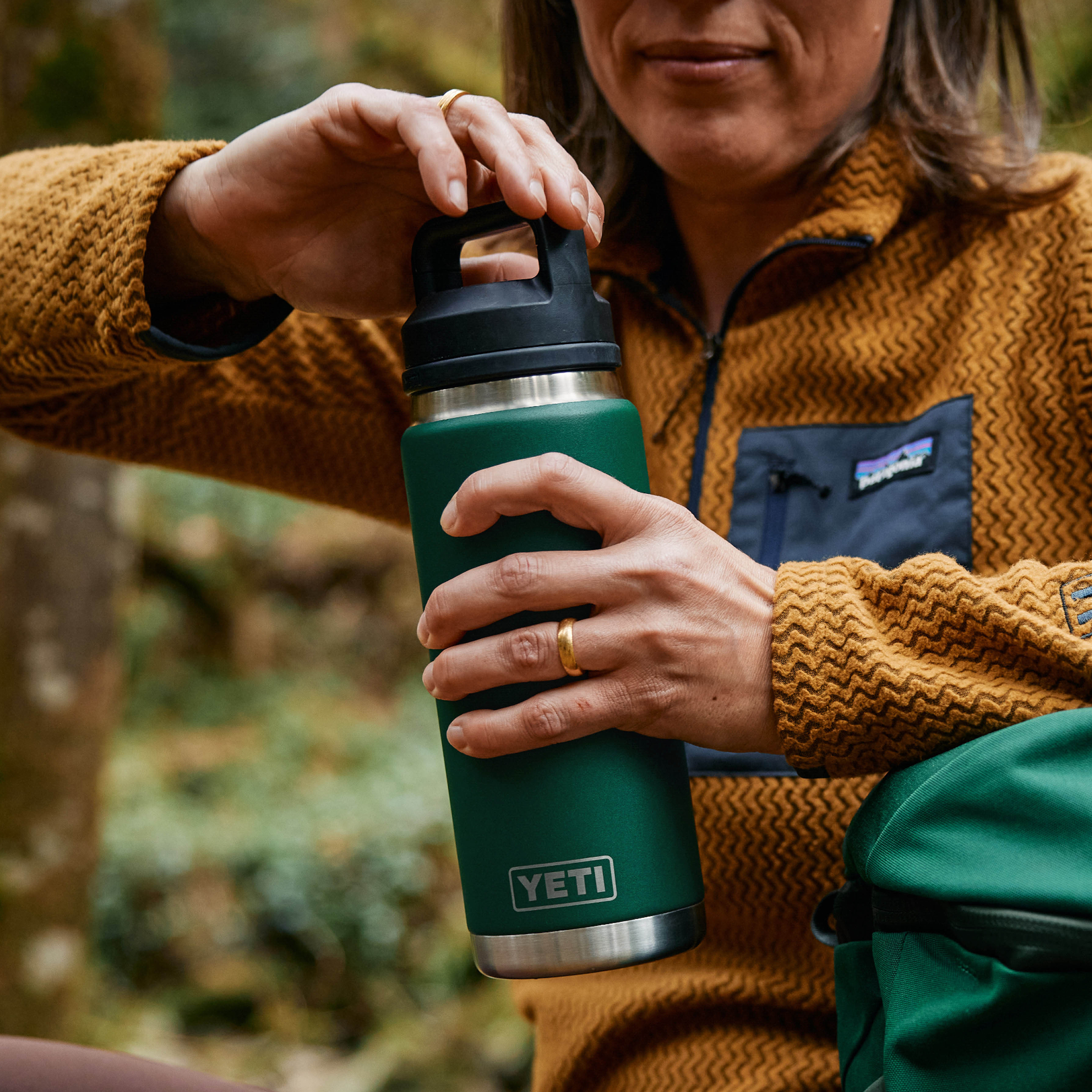 Yeti 36oz Bottle with Chug Cap (1065ml)