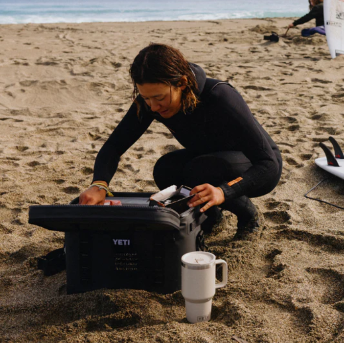 Yeti 30oz Travel Straw Mug (887ml) - - Mansfield Hunting & Fishing - Products to prepare for Corona Virus