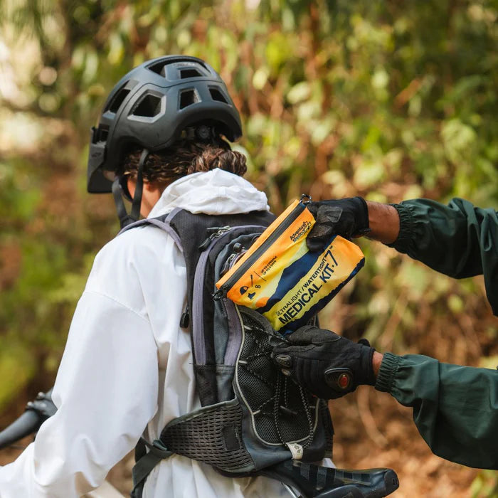 Adventure Medical Kit Ultralight/Watertight Medical Kit .7