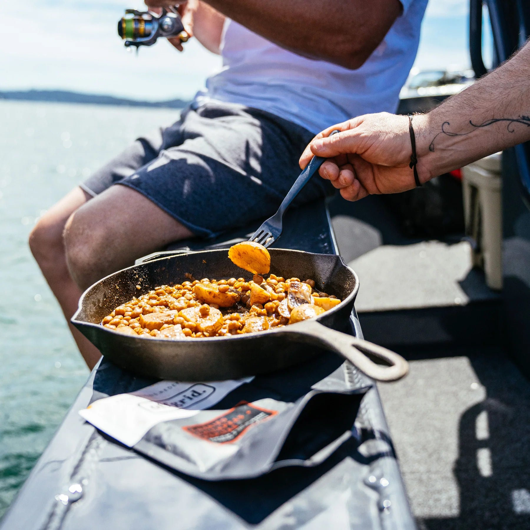 Offgrid Provisions Garlic Potatoes - 250g - - Mansfield Hunting & Fishing - Products to prepare for Corona Virus