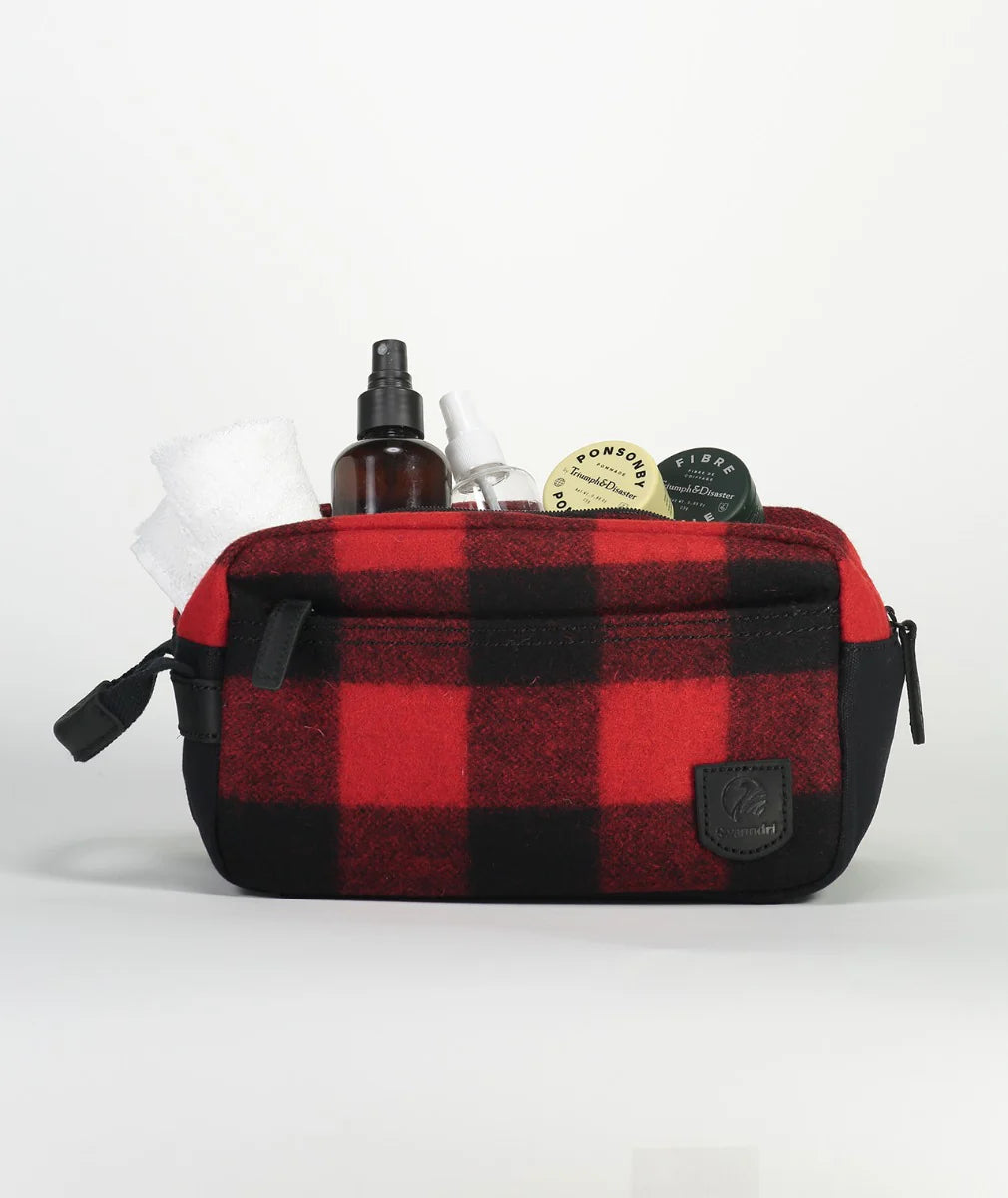 Swanndri Island Bay Wash Bag