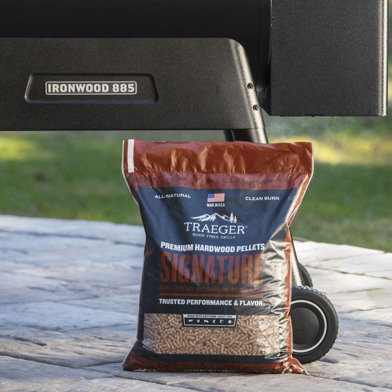 Traeger Signature Blend Pellets 9kg -  - Mansfield Hunting & Fishing - Products to prepare for Corona Virus